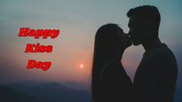  Kiss Day Shayari in Hindi: इन शायर‍ियों के जरिए जताएं अपनी मोहब्बत, क‍िस डे पर पार्टनर को करें इम्‍प्रेस 