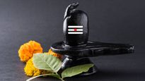  Mahashivratri 2025: शिव पूजन में जरूर चढ़ाएं ये 5 चीजें, पूरी होंगी मनोकामनाएं
