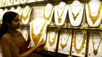 Gold Price Today In India 2 Dec Yellow Metal Price Falls Check 22K 24K Gold Latest Price With Silver Rates In Hindi
