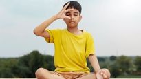 बच्चों के हैं बोर्ड एग्जाम तो उन्हें रोज कराएं ये 5 योगासन, मेमोरी होगी शार्प और सब कुछ रहेगा याद