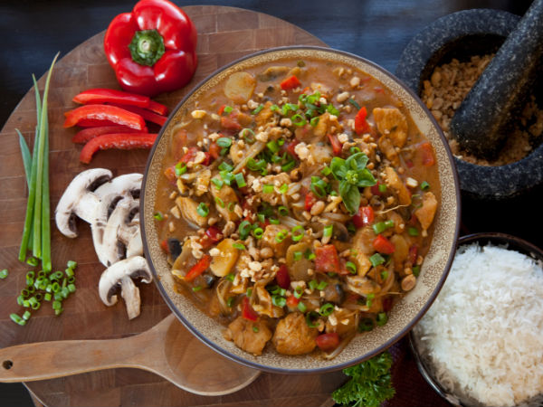 Creamy Mushroom Mutter Curry 