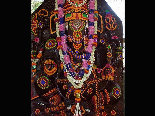 पहाड़ वाले गणेश