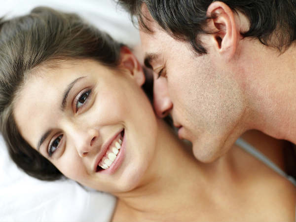 तुम बहुत अच्छा महकती हो तुम बहुत अच्छा महकती हो