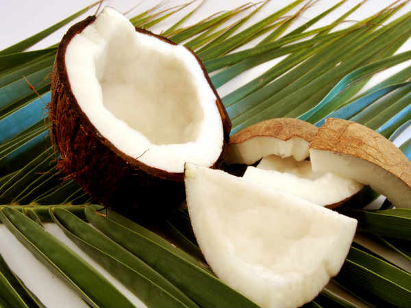नारियल पानी नारियल पानी