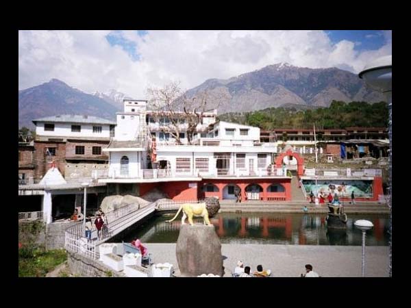 चामुंडा देवी मंदिर