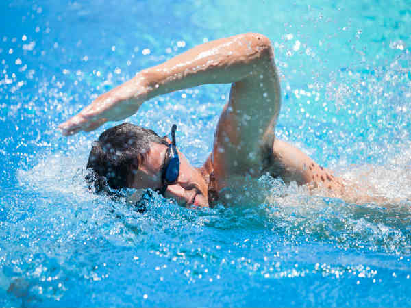 How Does a Swimmer Build Endurance? How Does a Swimmer Build Endurance?