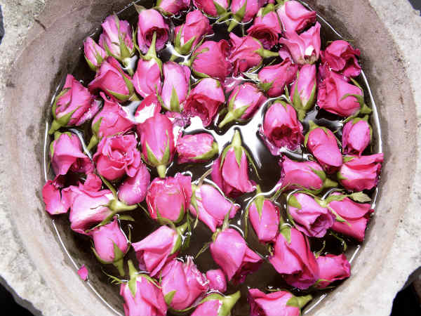 रोज वॉटर 