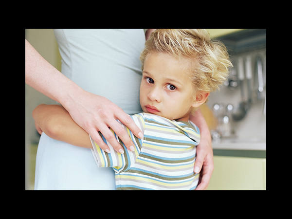 बच्‍चे को बताएं कि आप हमेशा उसके साथ रहेगे