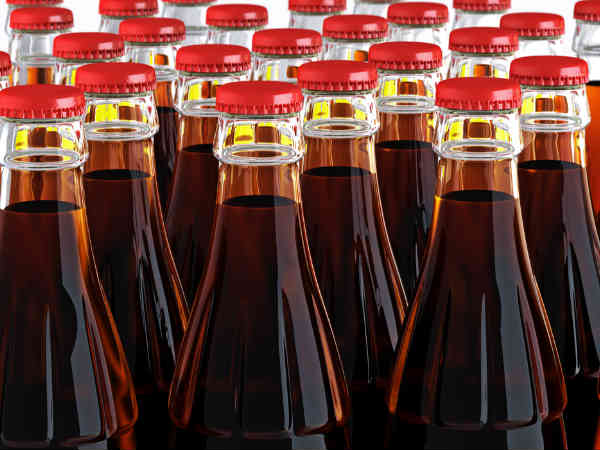 कोला ड्रिंक