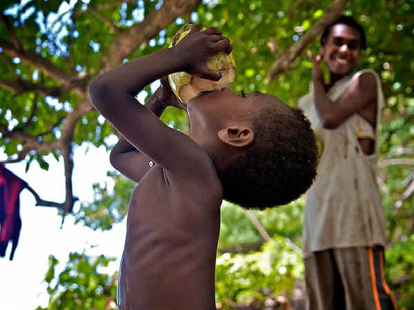 2.पानी की कमी पूरी करे 