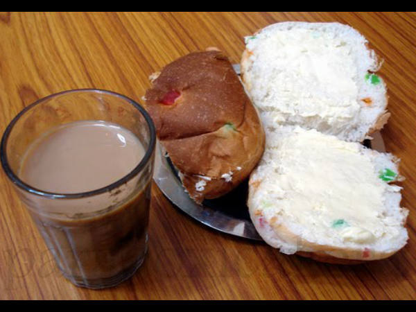 Bun Maska: Buttered Bun For Breakfast