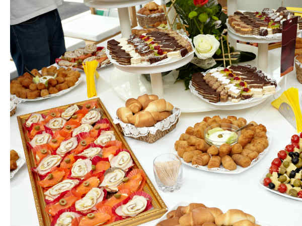 कुछ भी ले लेना