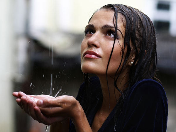  Rain Water Good Or Bad For Hair? 