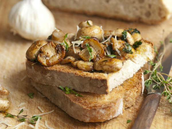 Mushroom and corn toast 