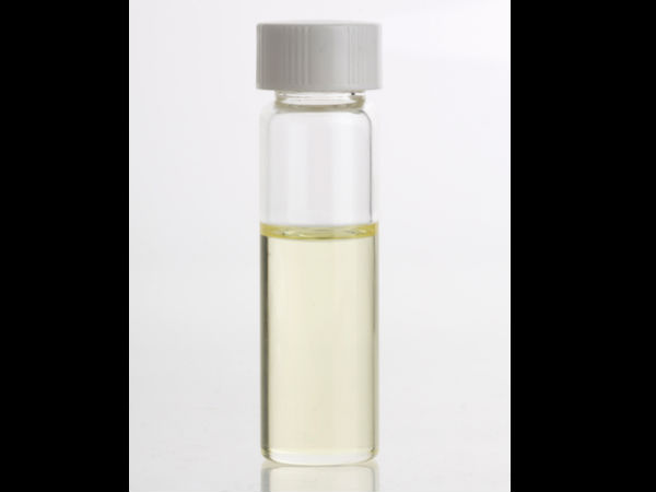 चंदन तेल