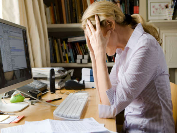 यह महिलाओं को तनाव के साथ अधिक प्रभावशाली रूप से निपटने में सहायता करता हैः 