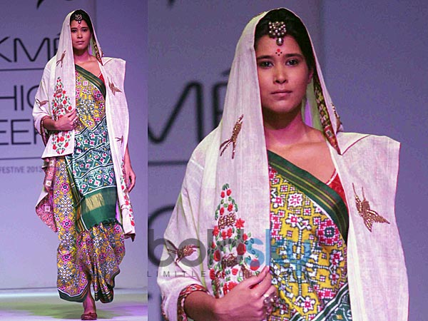 पटोला साड़ी