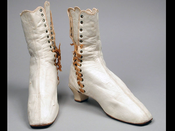 एंकल बूट