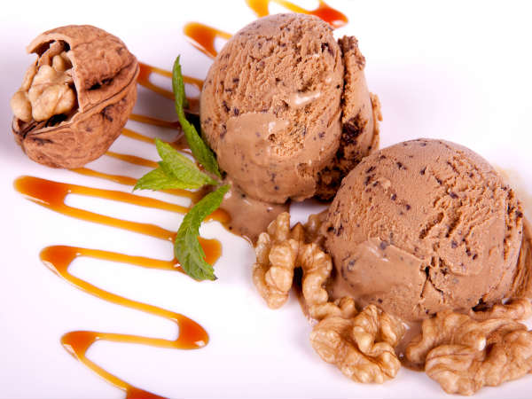 Bread Walnut Ice-cream Bread Walnut Ice-cream