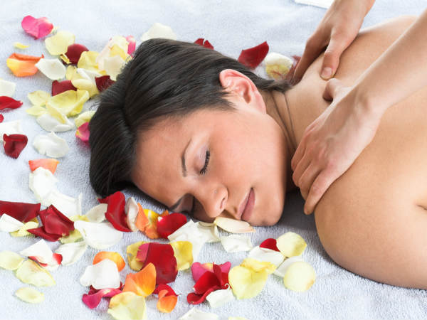 अरोमाथैरेपी 