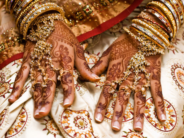 Removing Mehendi Stains From Clothes