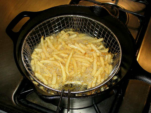 6. तले हुए पदार्थ 