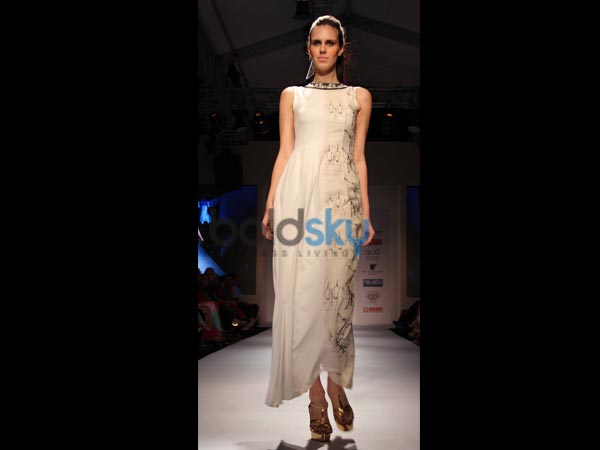 ब्‍लैक एंड वाइट