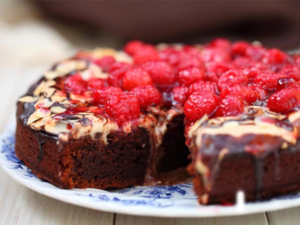 <a href=/recipes/sweets/cherry-cake-recipe-eggless-veg-aid0092.htmltarget=