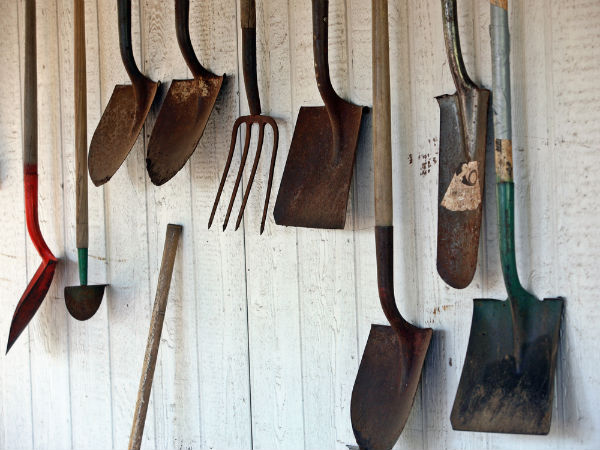 How To Remove Rust From Garden Tools