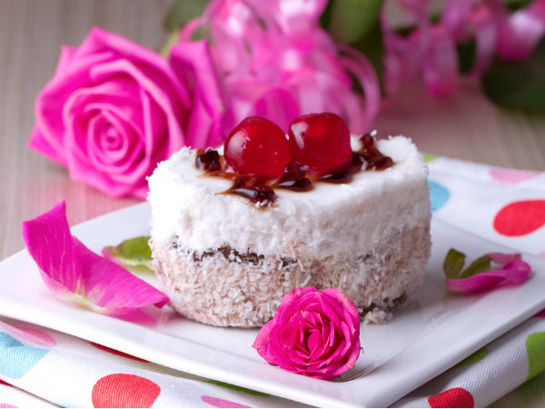 Coconut Cake For Valentine day 