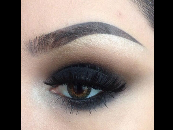 Get Smokey Eyes: Makeup Tips