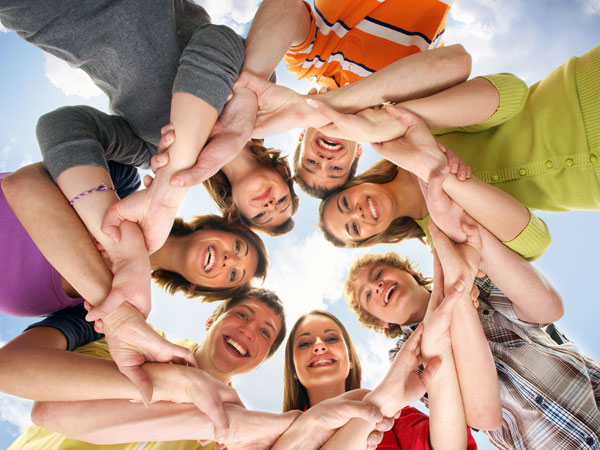 5 Tips To Be Popular In College