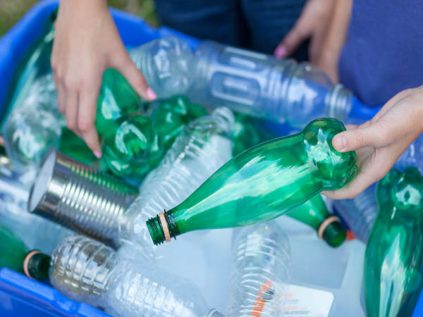 रीसाइक्लिंग को बढ़ावा दें