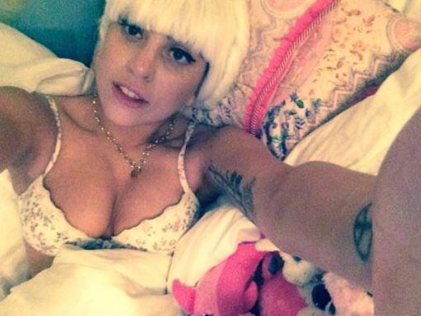  लेडी गागा