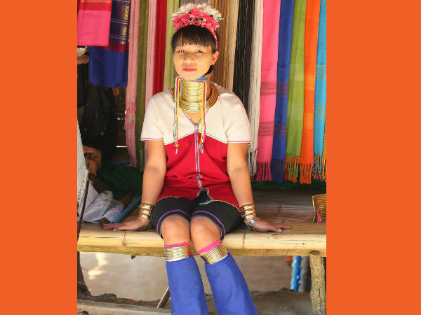 कलाई और घुटनों में भी पहनी हैं छल्‍ले 