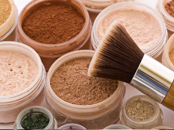 Ways To Apply Face Powder Correctly