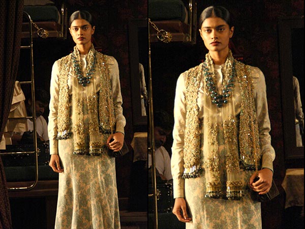 प्रिंटिड स्‍कर्ट 