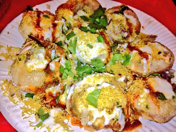 Dahi Sev Batata Puri