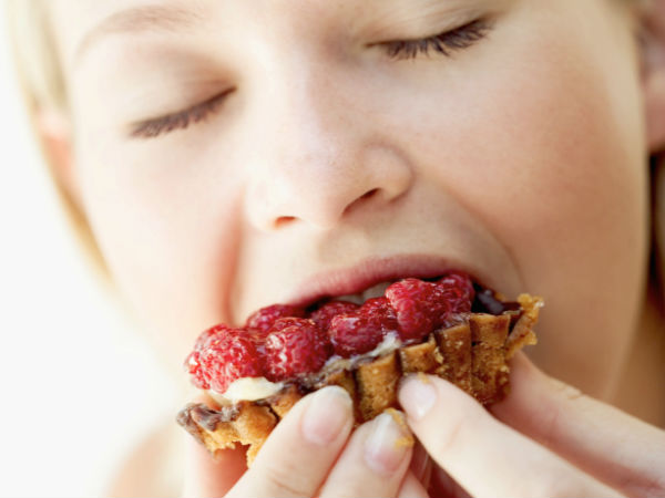 10. धीरे खाएं