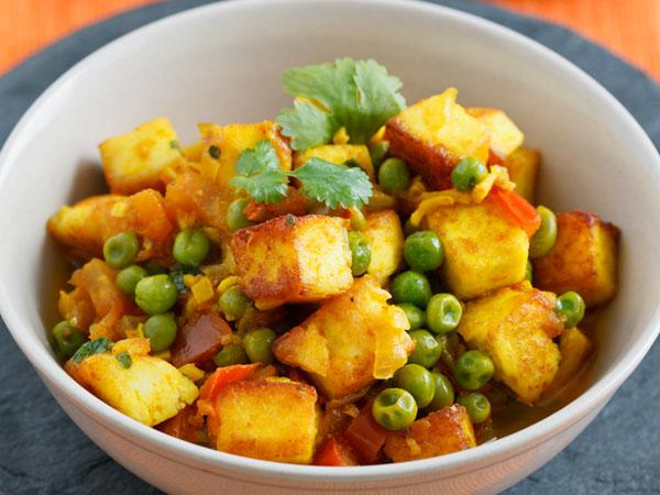 <a href=/recipes/veg/matar-paneer-dry-002592.html_blank