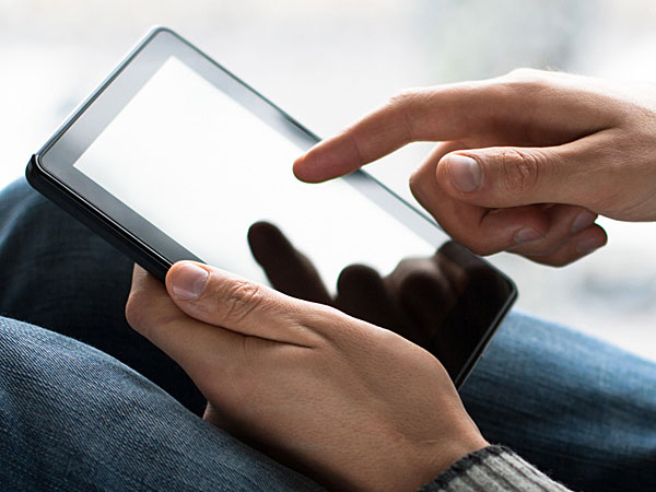 9. अपनी जिंदगी को हमेशा ट्वीट करना: 9. अपनी जिंदगी को हमेशा ट्वीट करना: