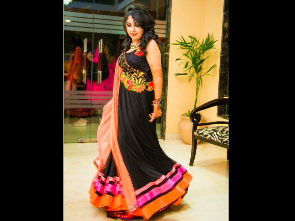 ब्राइट रंग पहनें