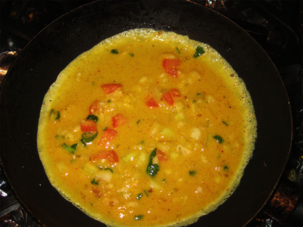 Mouthwatering Egg Besan Dosa For Breakfast