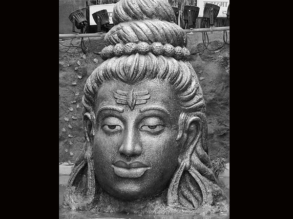 सबसे अलग भगवान