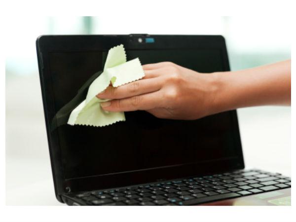 How to clean your laptop