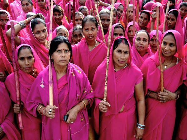 गुलाबी गैंग केवल भारत में