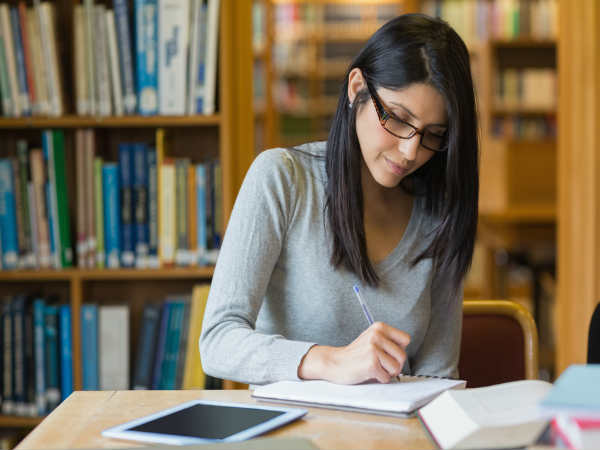 9. नई भाषा सीखें