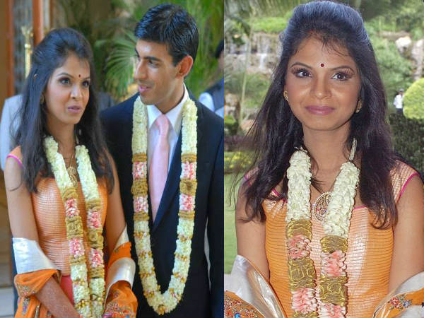 4. अक्षता मूर्ति: 