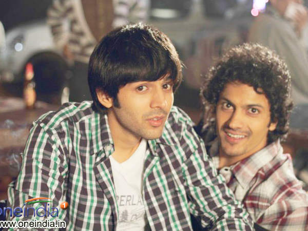 यार दोस्तों को खो देना