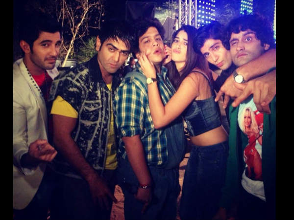 मेल फ़्रेंड्स के प्रति लगाव